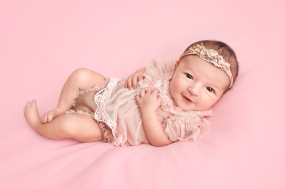 Séance nouveau-né [Reims/Marne/studio] - Gwen Photographie