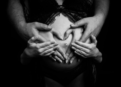 Séance photo grossesse studio - Gwen Photographie Champagne-Ardenne