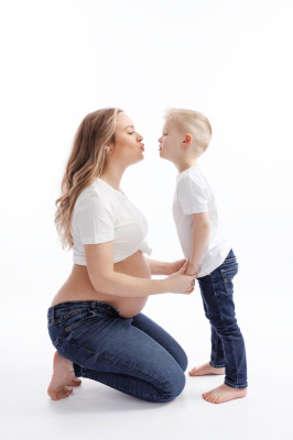 Séance photo grossesse studio - Gwen Photographie Champagne-Ardenne